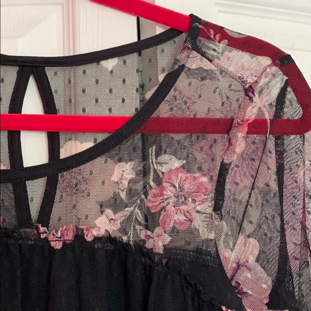 Blouse - Picture 5 of 8